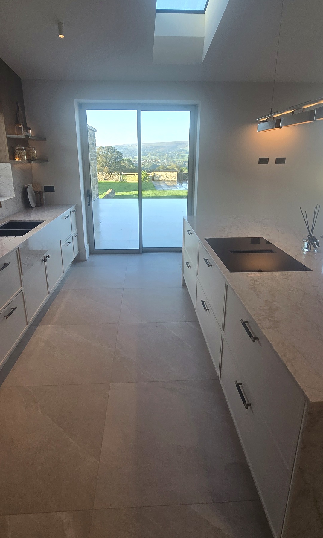 Professional end of tenancy cleaning results in Leeds, Harrogate and Ilkley — spotless carpets and rooms ready for inventory inspection