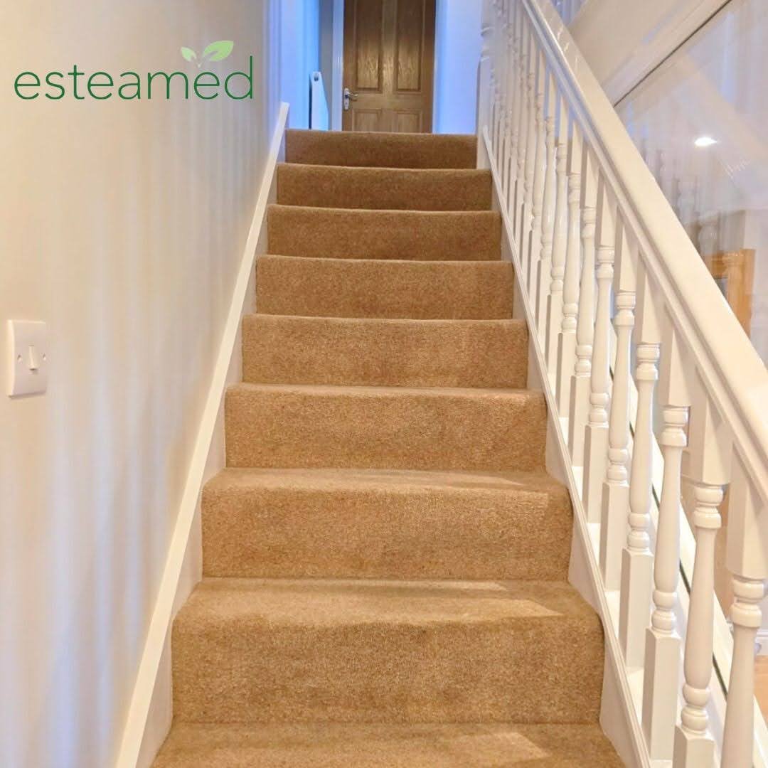 Cleaned staircase and landing after end of tenancy carpet cleaning throughout the property